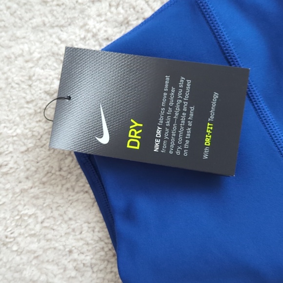 NIKE DRI-FIT Women's Leggings - Picture 3 of 4